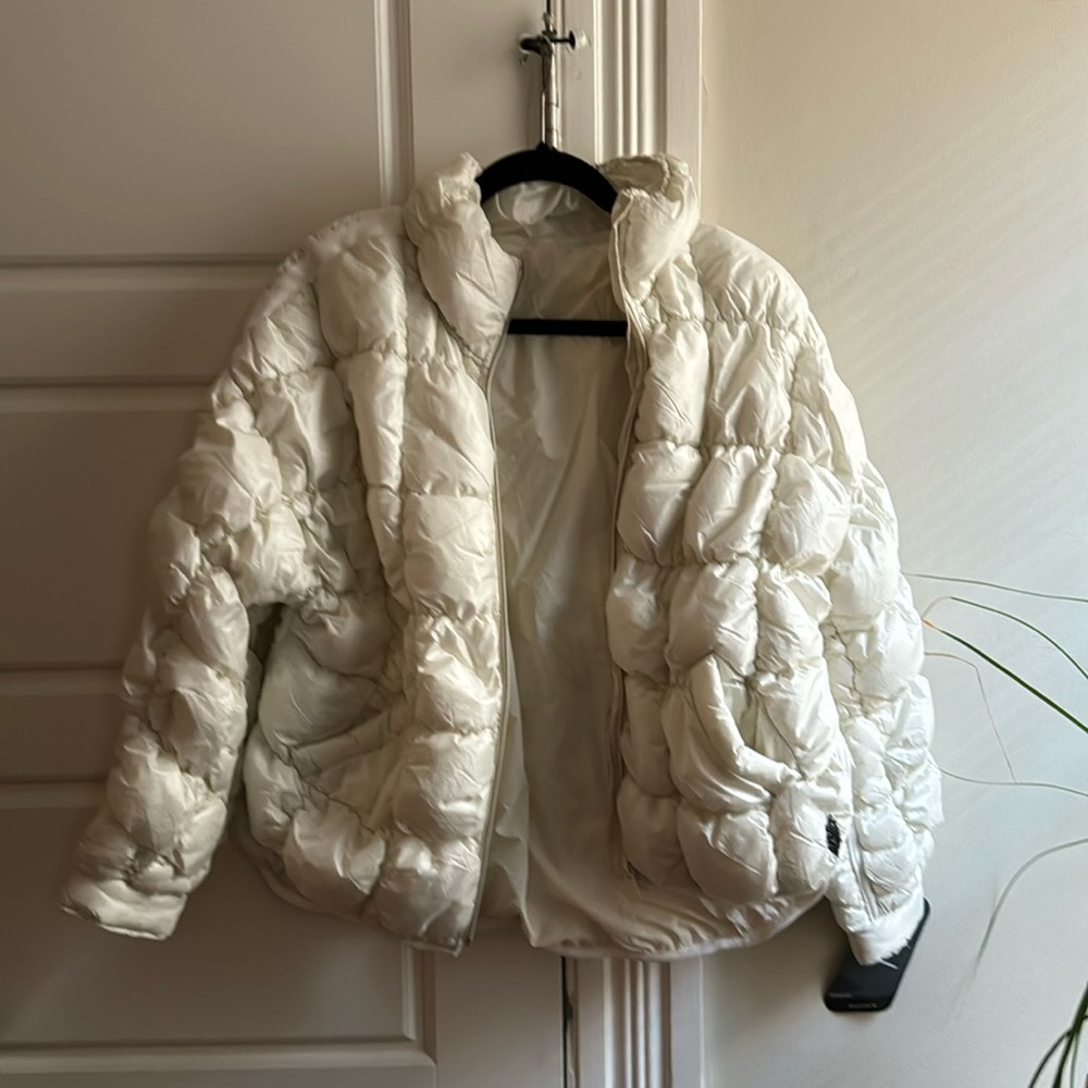 Pippa Packable Scrunch Puffer NWT